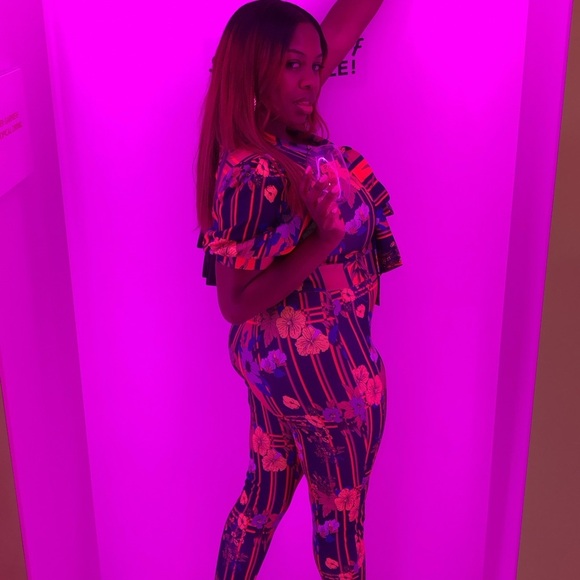 Fashion Nova Multicolor Floral Jumpsuit - Picture 4 of 9